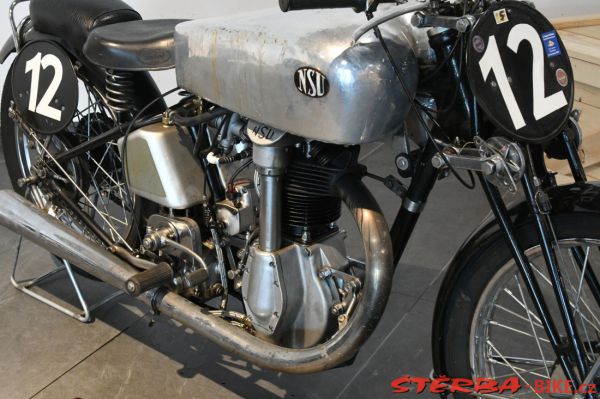 244/A - TOP Moutain Motorcycle Museum