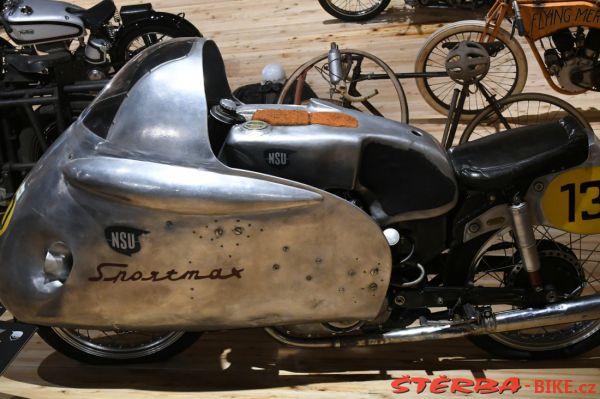 244/A - TOP Moutain Motorcycle Museum