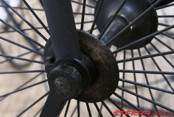 245 - Vysoká kola - Kolín