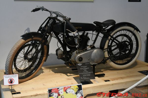244/A - TOP Moutain Motorcycle Museum
