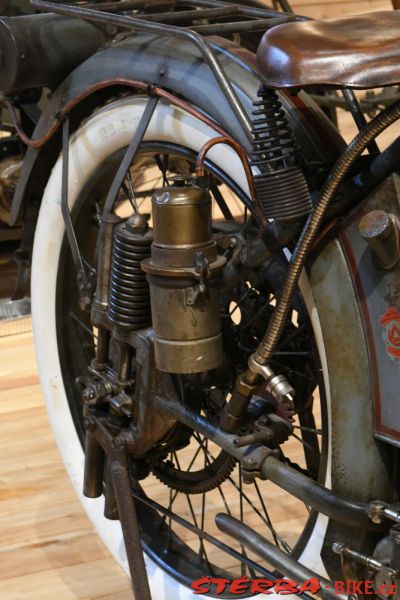 244/A - TOP Moutain Motorcycle Museum