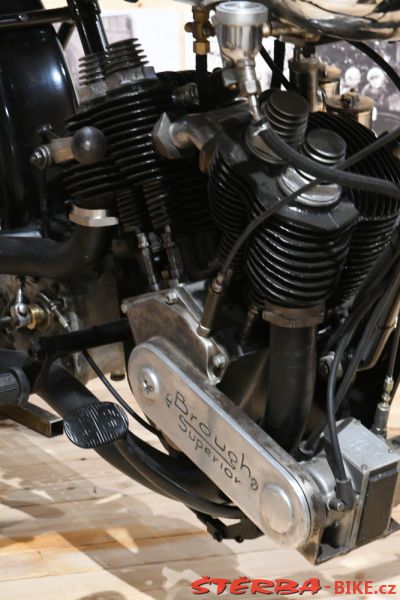 244/B - TOP Moutain Motorcycle museum