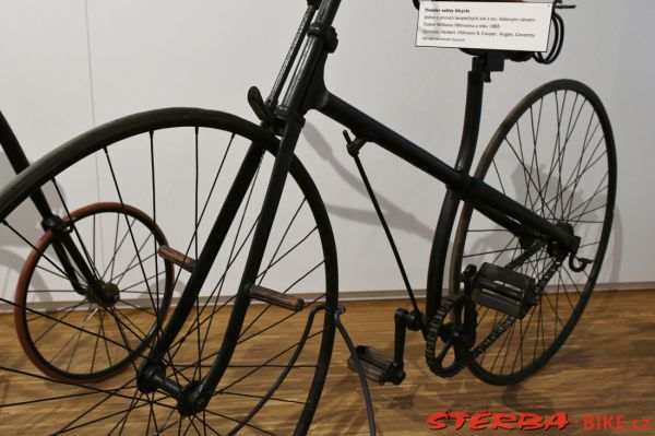 245 - Vysoká kola - Kolín