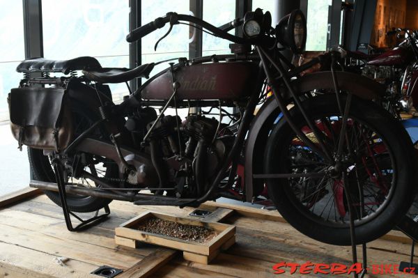 244/A - TOP Moutain Motorcycle Museum