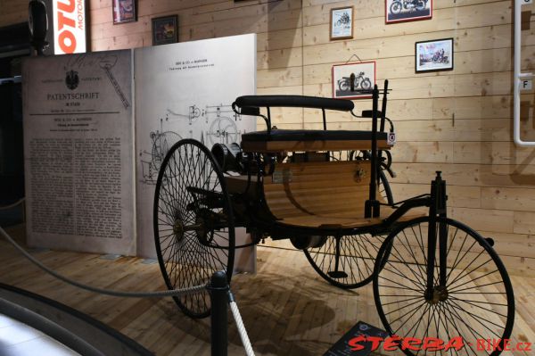 244/A - TOP Moutain Motorcycle Museum