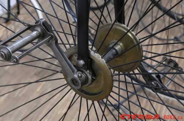 245 - High Wheels - Kolin