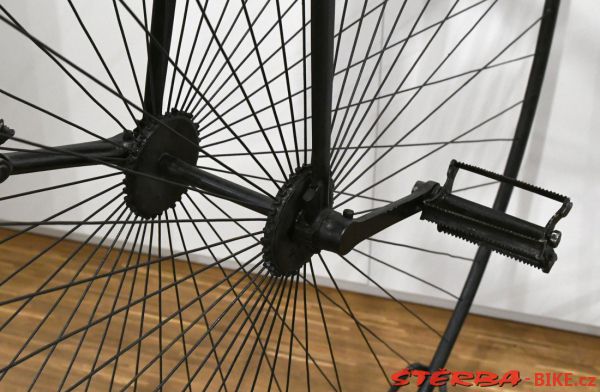 245 - Vysoká kola - Kolín