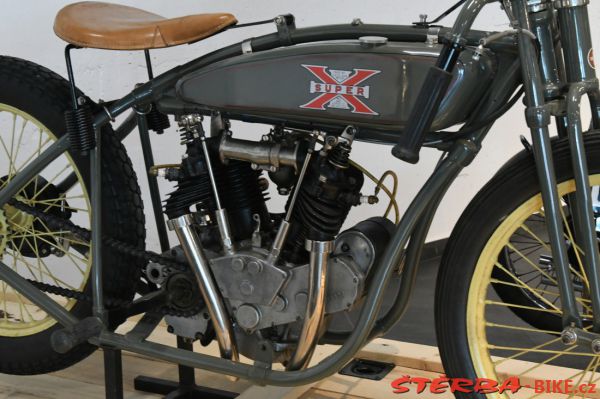 244/A - TOP Moutain Motorcycle Museum