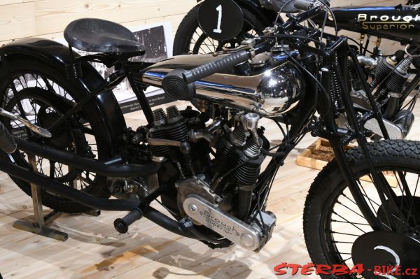 244/B - TOP Moutain Motorcycle museum