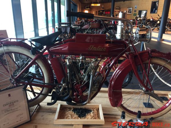 244/A - TOP Moutain Motorcycle Museum