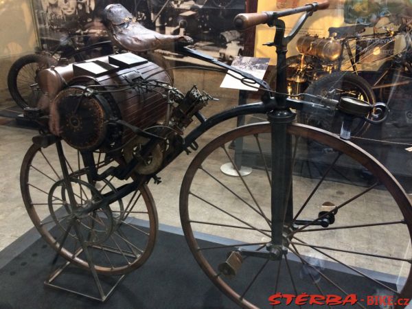 241/B - Perreaux steam velocipede