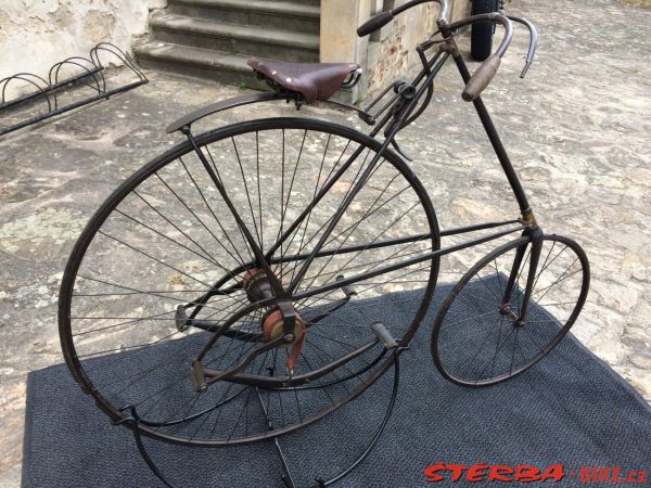 Antique Bicycles Day 2019 - Jumble sale