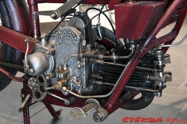 244/A - TOP Moutain Motorcycle Museum