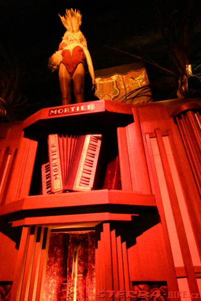 247/C - Musée des Arts forains