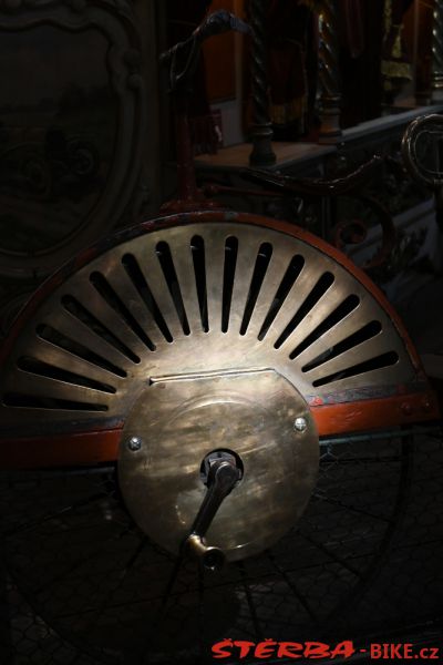 247/A - Musée des Arts forains