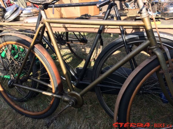 Autojumble Beaulieu 2019 - velo