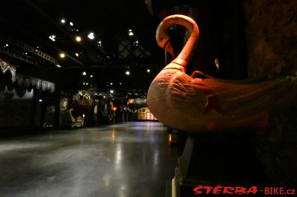 247/C - Musée des Arts forains