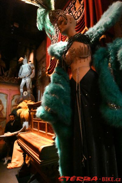 247/C - Musée des Arts forains