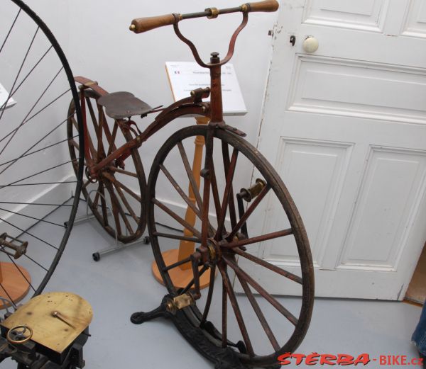 A. Favre velocipede IV.