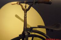 Raux bronze velocipede