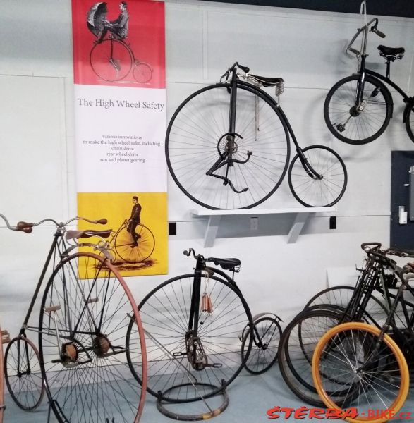 251/B - Huron Bicycle Museum - Canada