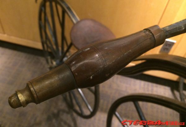 Raisbeck T.A. Spring lever velocipede