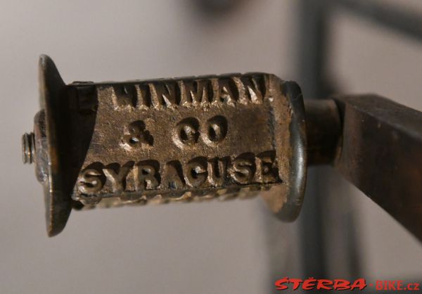 Hinman E. & Co.