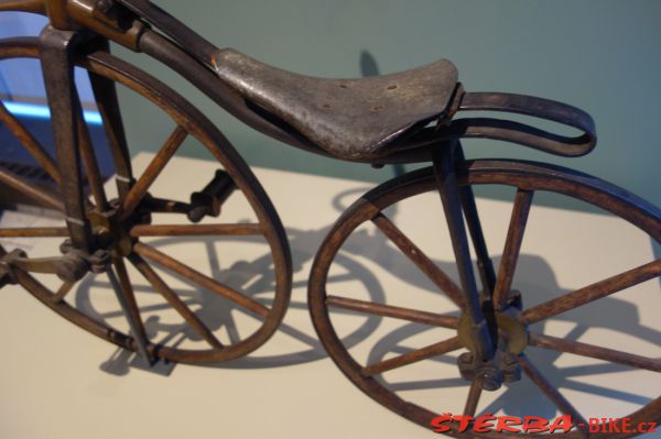 Gornell Richard velocipede