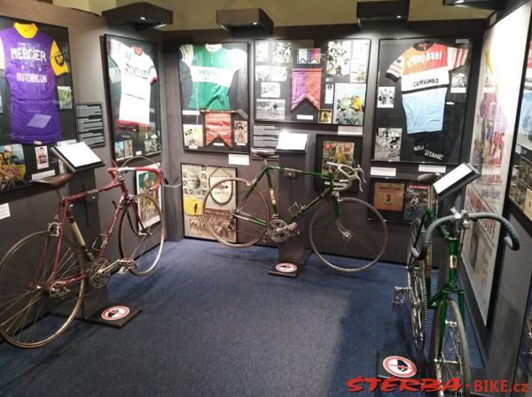 255/B Expo CYCLING LEGENDS 2019