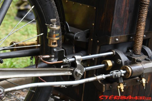 Roper steam velocipede replica