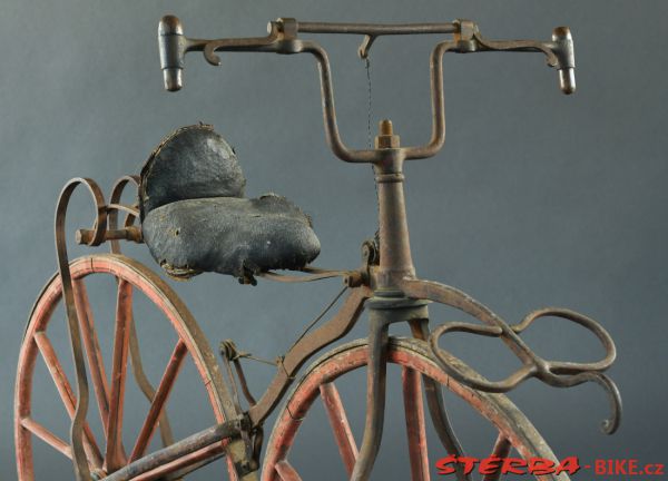 Boneshaker, Manufacturer unknown, France – around 1869