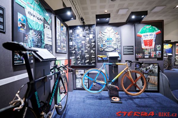 255/B Expo CYCLING LEGENDS 2019