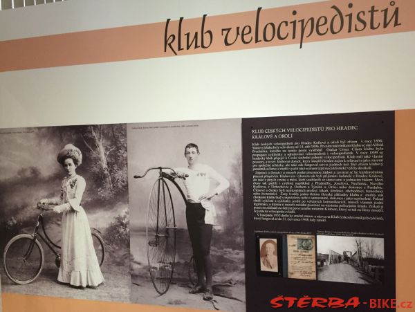 254/A Okolo Hradce - výstava