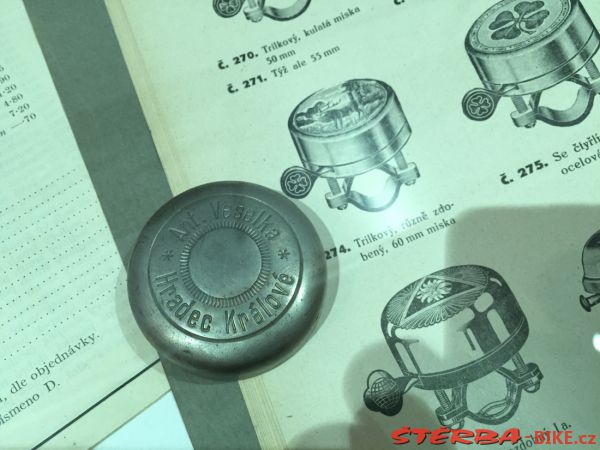 254/A Okolo Hradce - výstava
