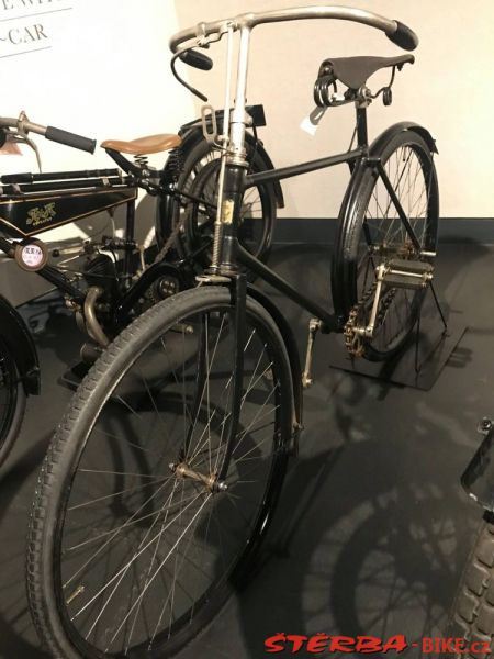 261 - Exposition 2020