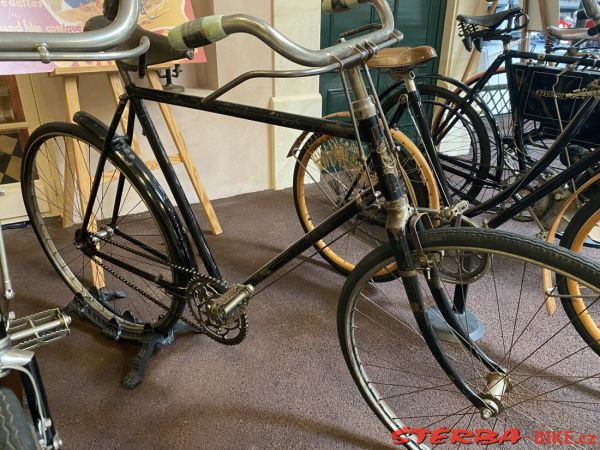 05/B Peugeot Museé, Sochaux – Francie