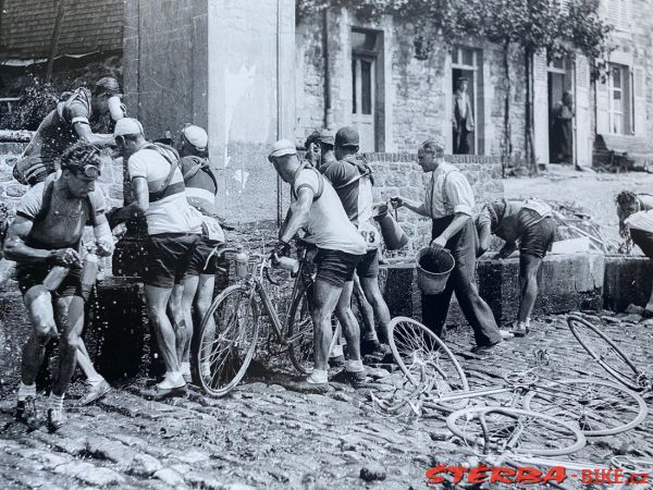 265/C - Tour de France history