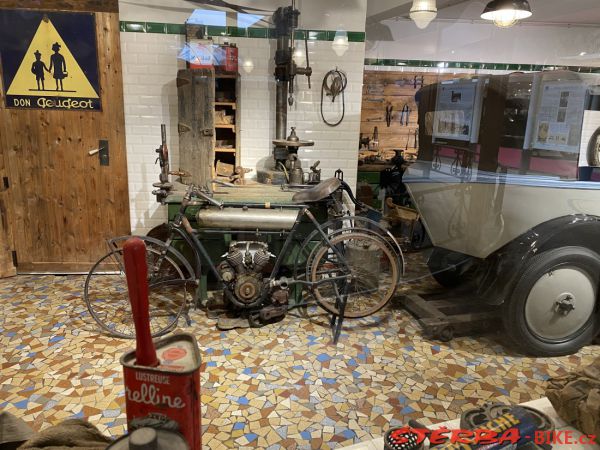 05/B Peugeot Museé, Sochaux – France