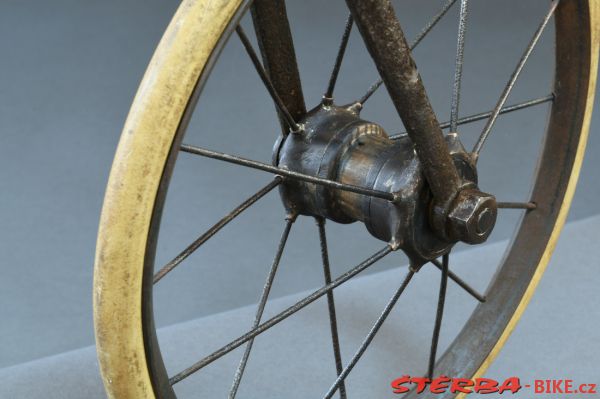 Vysoké kolo, výrobce neznámý, Francie - okolo 1876
