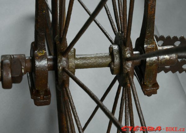 Early high wheel, black smith production, probably France - around 1873