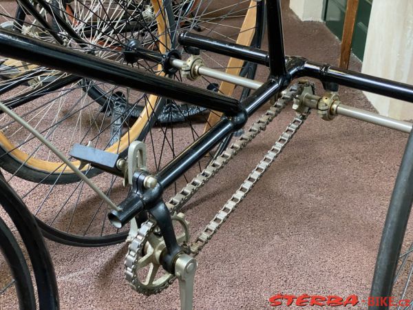 05/B Peugeot Museé, Sochaux – Francie