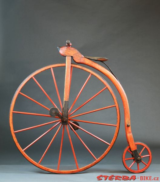 Wooden high wheel, discovered in France  – after a year 1874