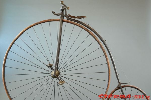 High wheel with suspension, France - around 1876