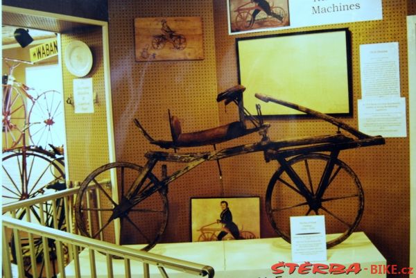 35/C. The Bicycle Museum of America - USA