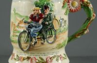 Beer steins, glasses, ewers and tankards