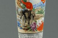 Beer steins, glasses, ewers and tankards