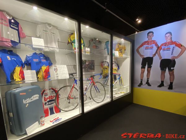 42/A - Centrum Ronde de van Vlaanderen, Belgium