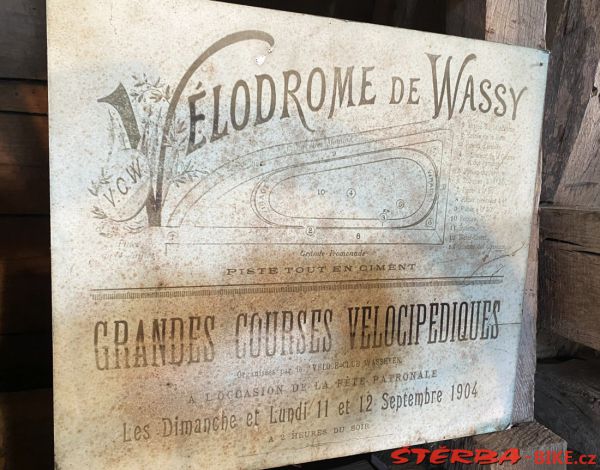 24/1 - Tres Fountais, Bar-le-Duc - Francie