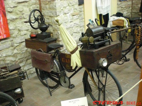 68. Museo dei Mestieri In Bicicletta – Itálie