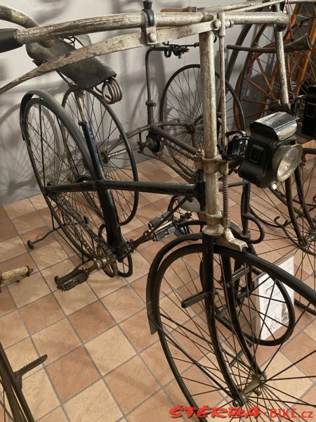 279/A.  Museo di Biciclette - Riva del Garda